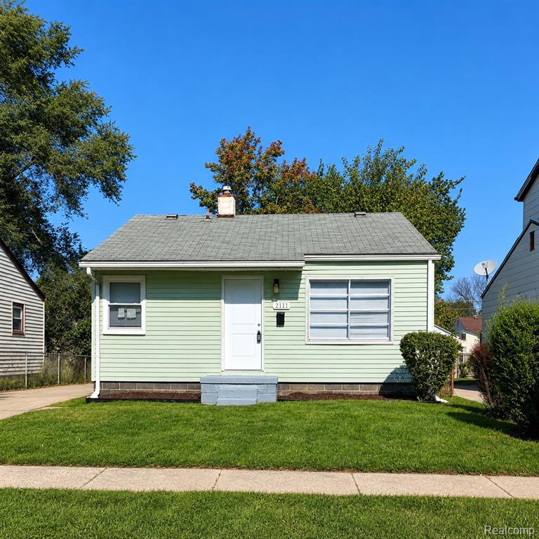 2111 Otis Avenue, Warren, MI 48091