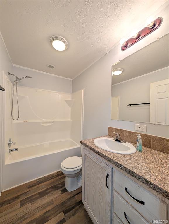 11045 Woodland Ridge Court, South Lyon, MI 48178 — Photo 11