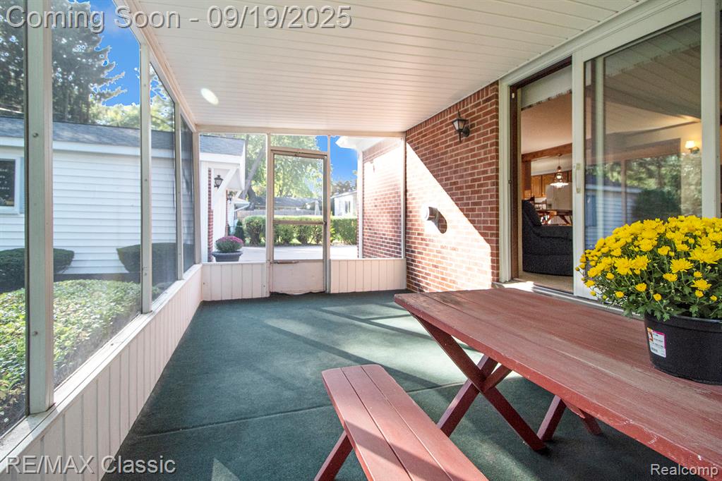 42245 Hammill Lane, Plymouth, MI 48170 — Photo 19
