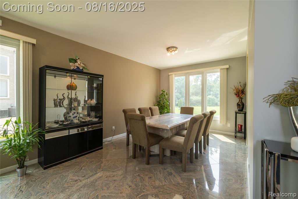 43281 Chester Drive, Sterling Heights, MI 48314 — Photo 16