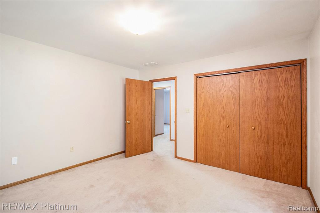 4352 Fenton Road, Hartland, MI 48353 — Photo 23