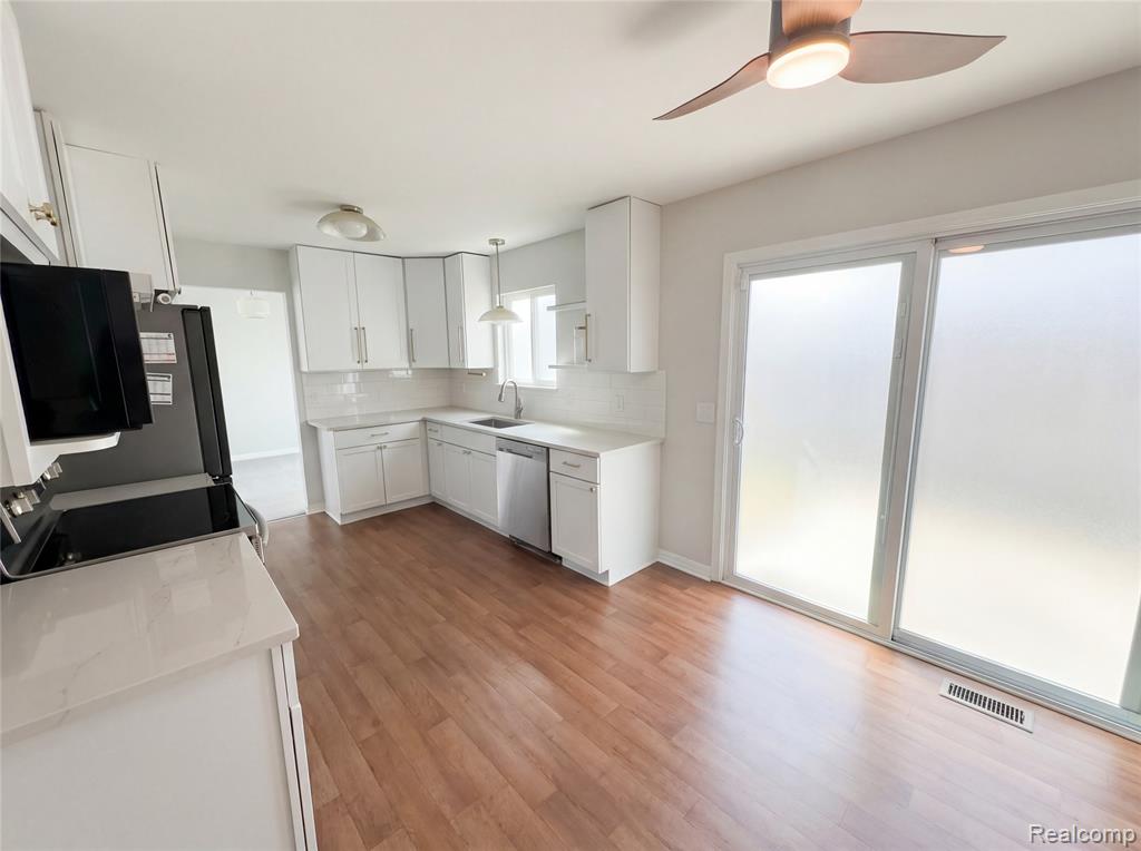 5490 Scott Court, Ypsilanti, MI 48197 — Photo 2