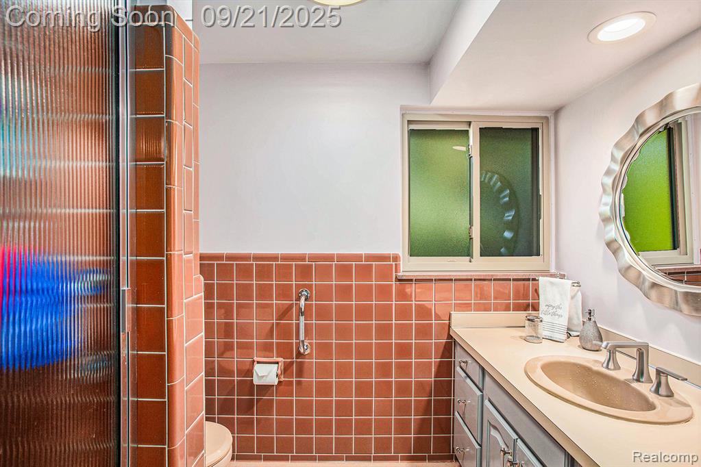 1054 Stratford Lane, Bloomfield Hills, MI 48304 — Photo 14