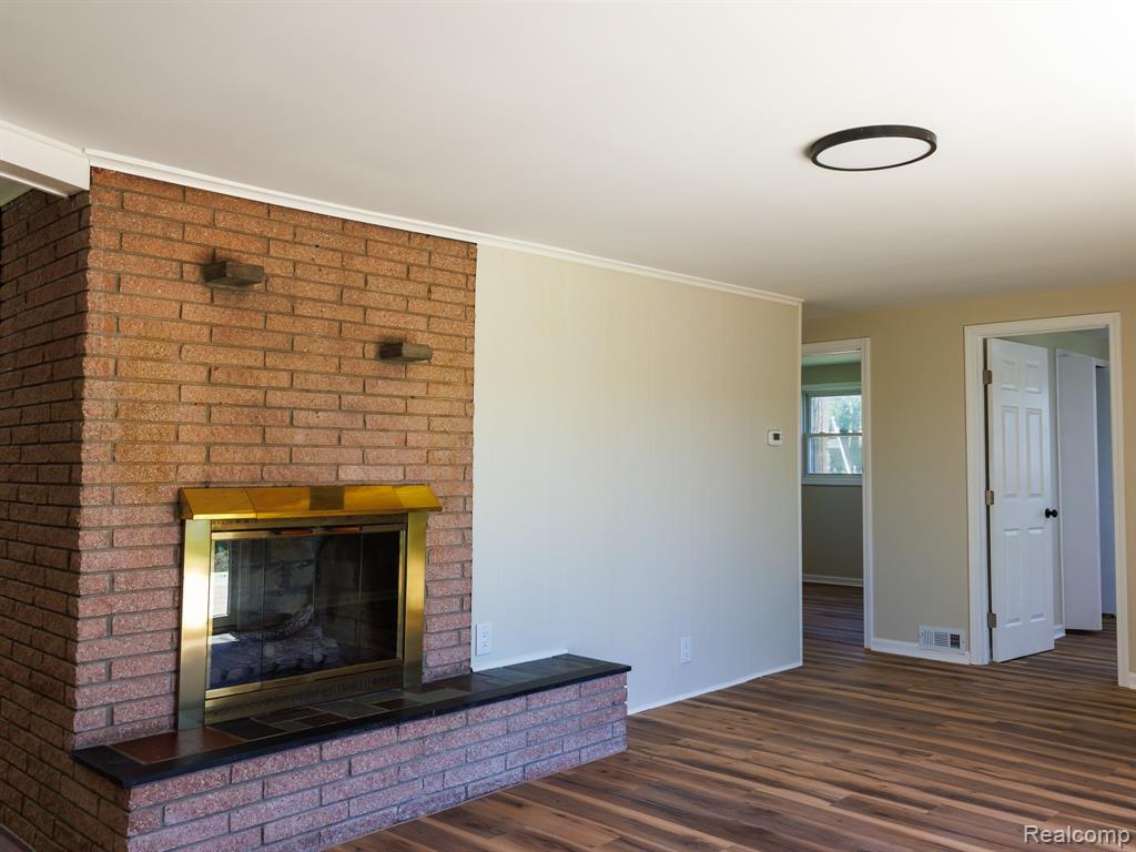 11560 Island Ct Court, Hartland, MI 48353 — Photo 8
