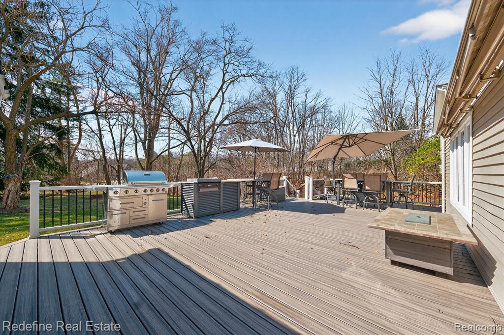 47025 S Chigwidden Drive, Northville, MI 48167 — Photo 46