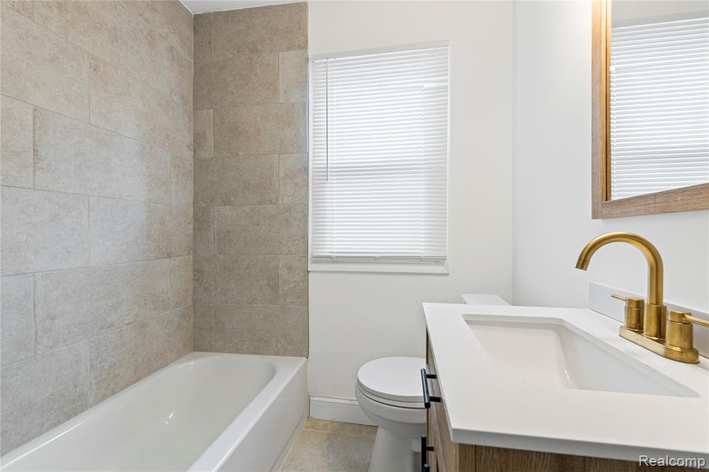 4640 Balfour Road, Detroit, MI 48224 — Photo 8