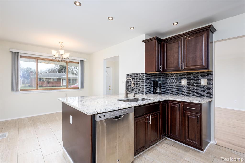 5223 BUSCH Avenue, Warren, MI 48091 — Photo 10
