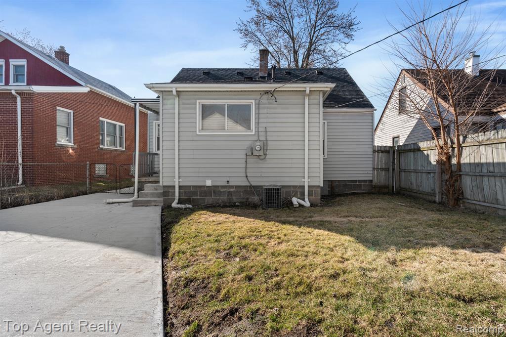 8293 FORD Avenue, Warren, MI 48089 — Photo 19