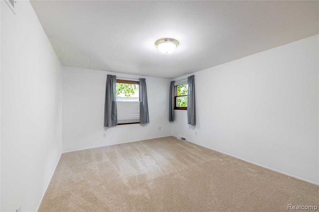 7611 Ferry Road, Grosse Ile, MI 48138 — Photo 42