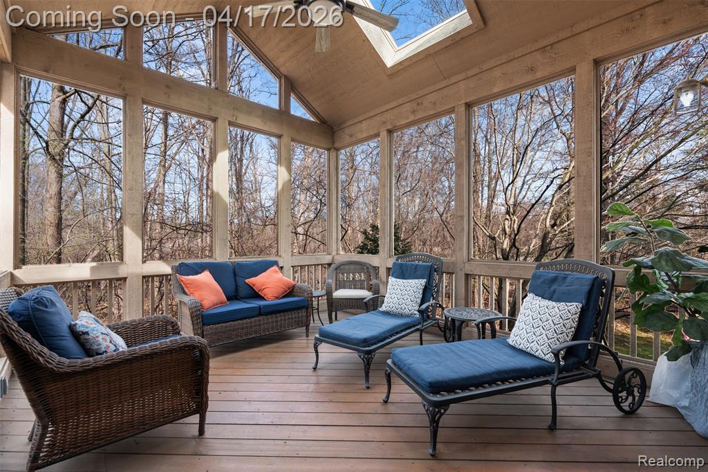 5146 Lagoons Circle, 22, West Bloomfield, MI 48323 — Photo 36