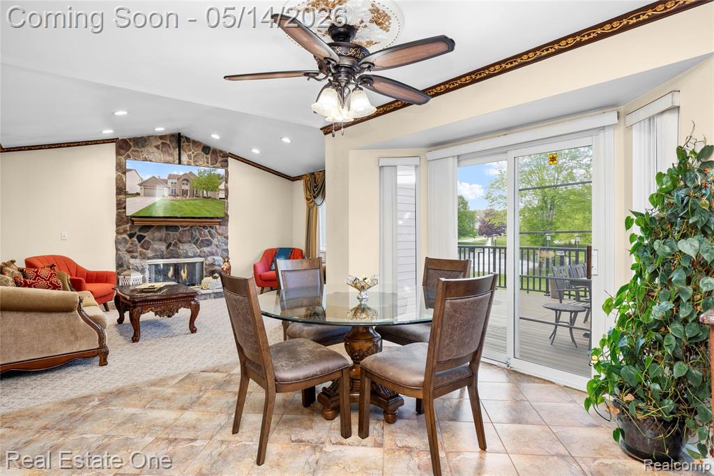 865 Drakeshire Drive, Commerce Twp, MI 48390 — Photo 31