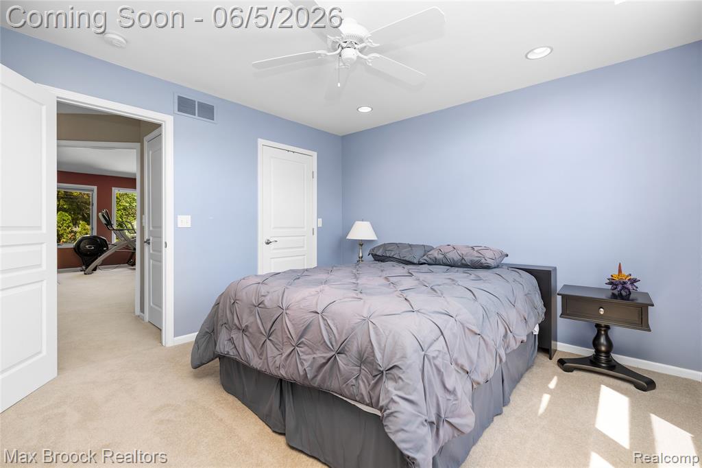 6294 Lindsay Court, West Bloomfield, MI 48324 — Photo 46