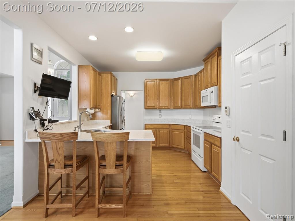 7495 Kovacs Drive, Linden, MI 48451 — Photo 10