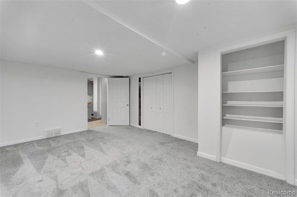 20885 Westview Avenue, Ferndale, MI 48220 — Photo 22