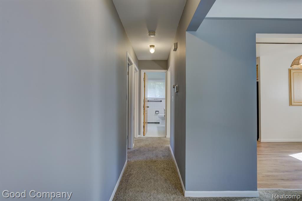 8961 Laurence Avenue, Allen Park, MI 48101 — Photo 18