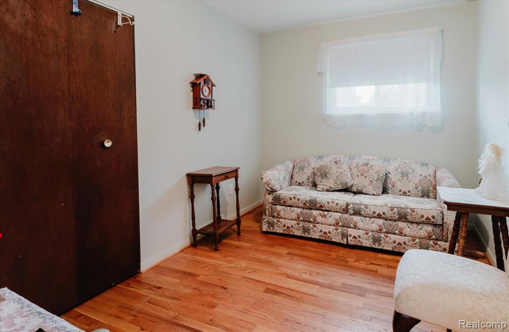 8949 Shannon Drive, Sterling Heights, MI 48314 — Photo 11