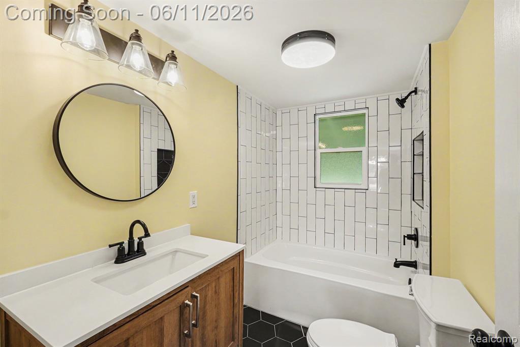 8070 Grand Blanc Road, Swartz Creek, MI 48473 — Photo 14