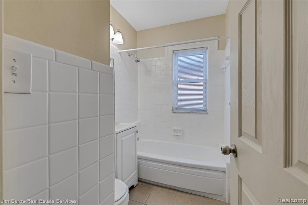 926-928 NOTTINGHAM, Grosse Pointe Park, MI 48230 — Photo 40