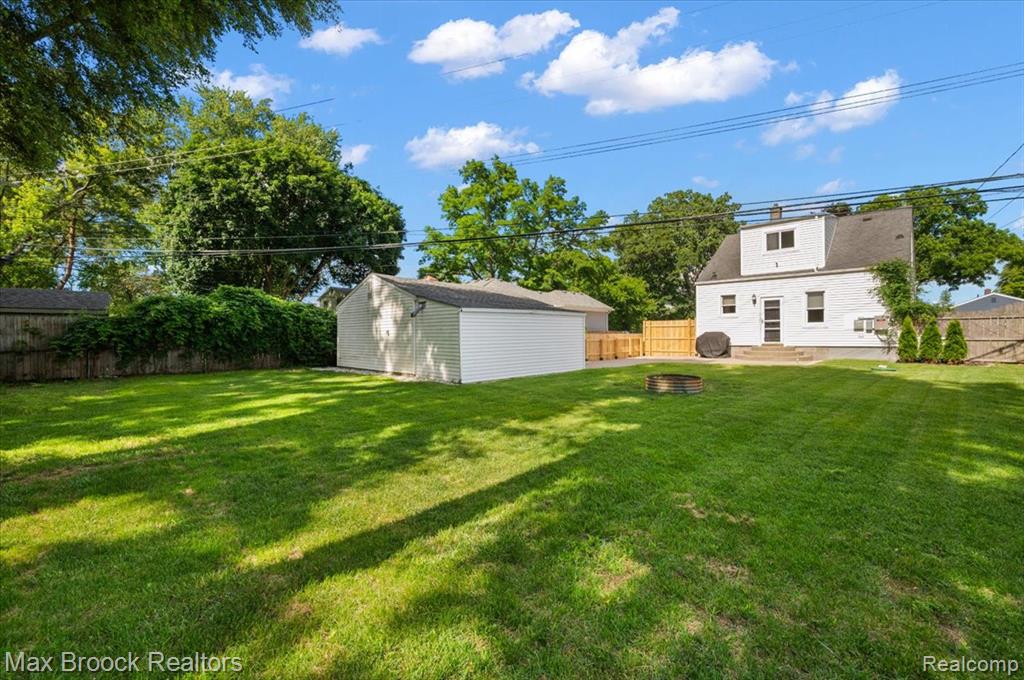 48023 Rex Street, Utica, MI 48317 — Photo 37