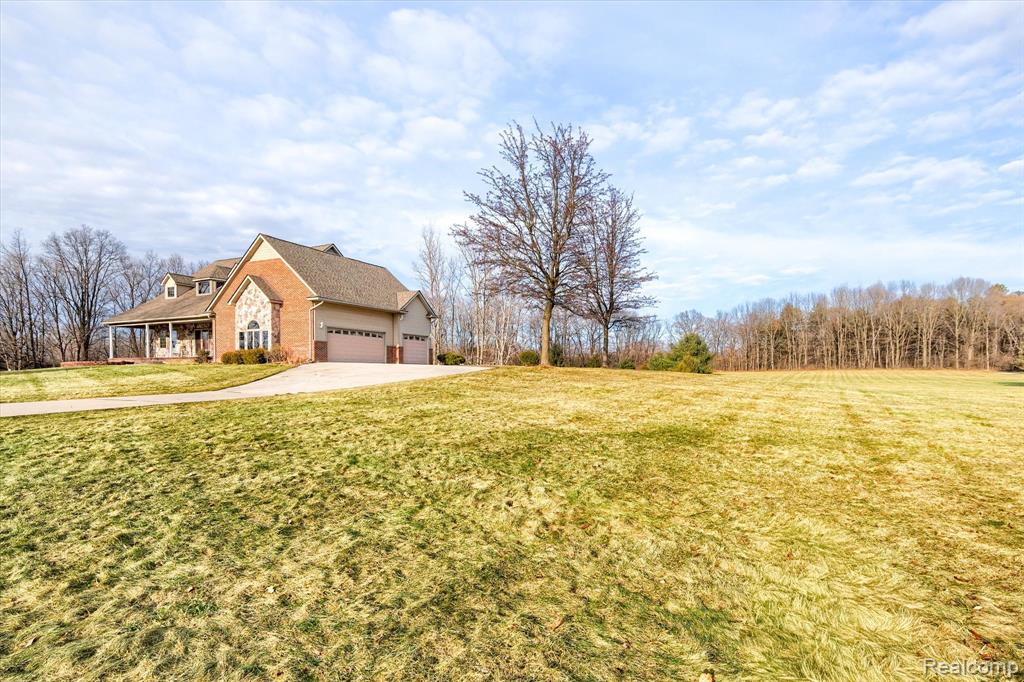 845 Oak Tree Lane, Lapeer, MI 48446 — Photo 54
