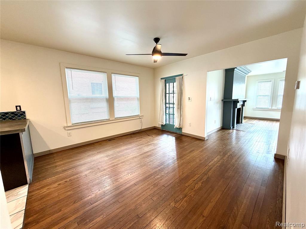 2045 Calvert Street, Detroit, MI 48206 — Photo 11