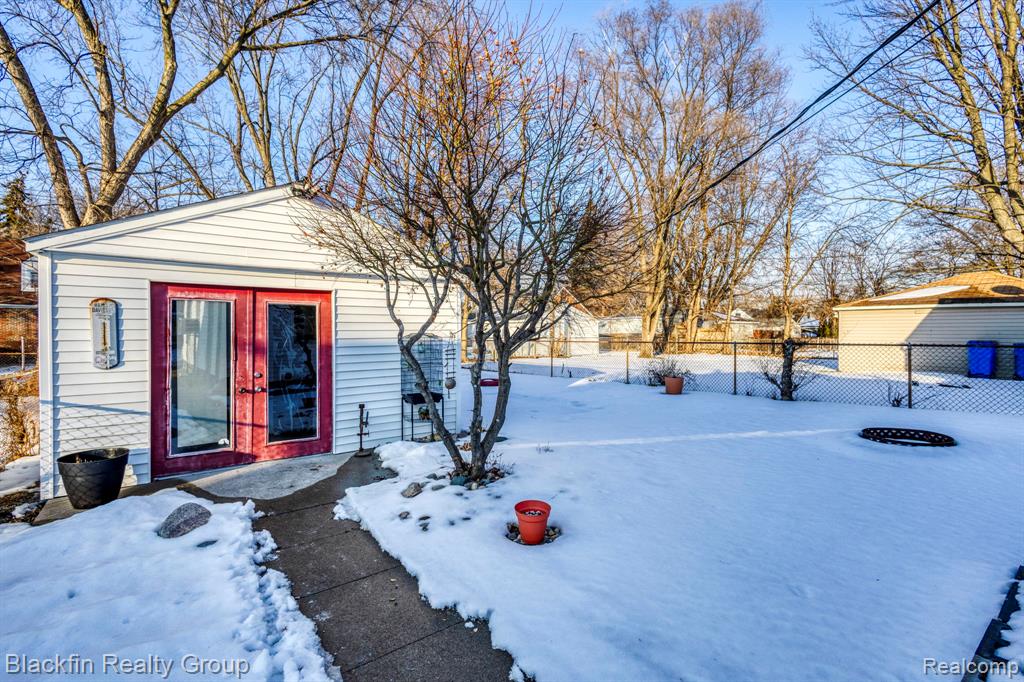 8441 Fisher Avenue, Warren, MI 48089 — Photo 16