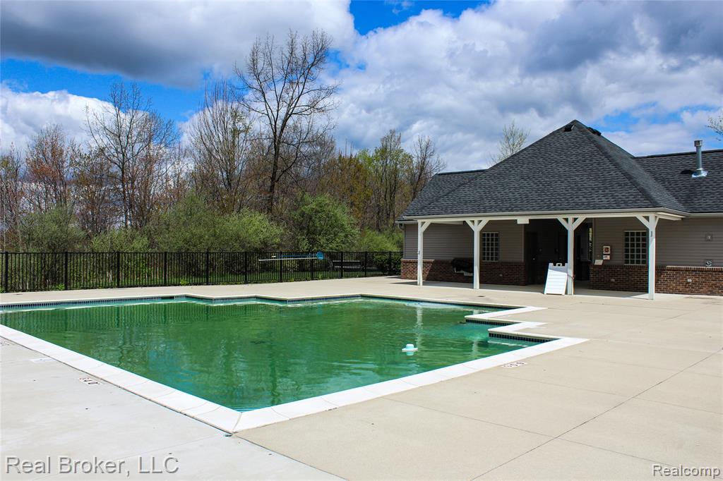 1313 Secretariat Way, Howell, MI 48843 — Photo 53
