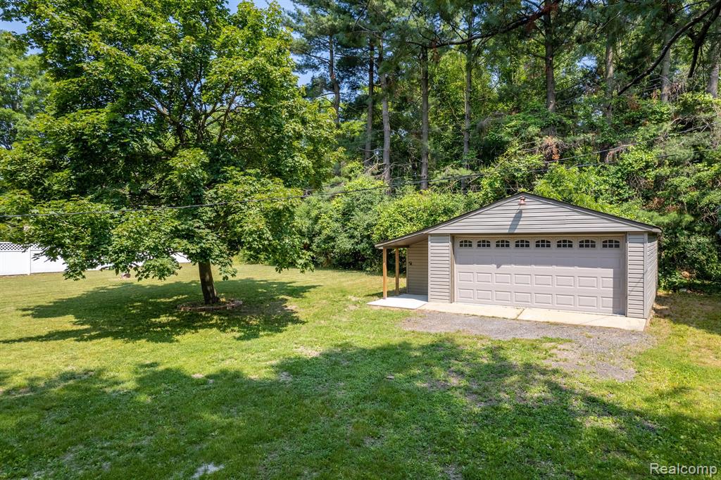 46236 SUNSET Street, Northville, MI 48167 — Photo 40