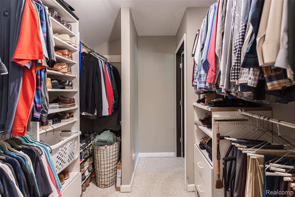 4990 Broomfield Lane, West Bloomfield, MI — Photo 19