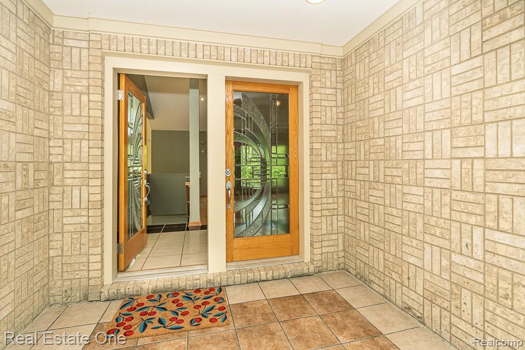 2670 Spring Grove Drive - Photo 3