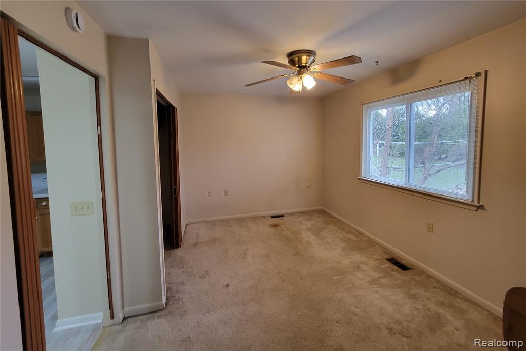 831 Meadow Drive, Davison, MI 48423 — Photo 13