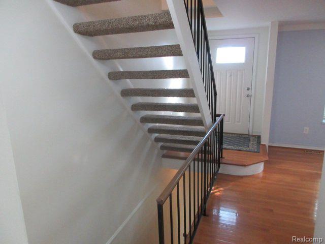 1835 BRENTWOOD Drive, Troy, MI 48098 — Photo 6