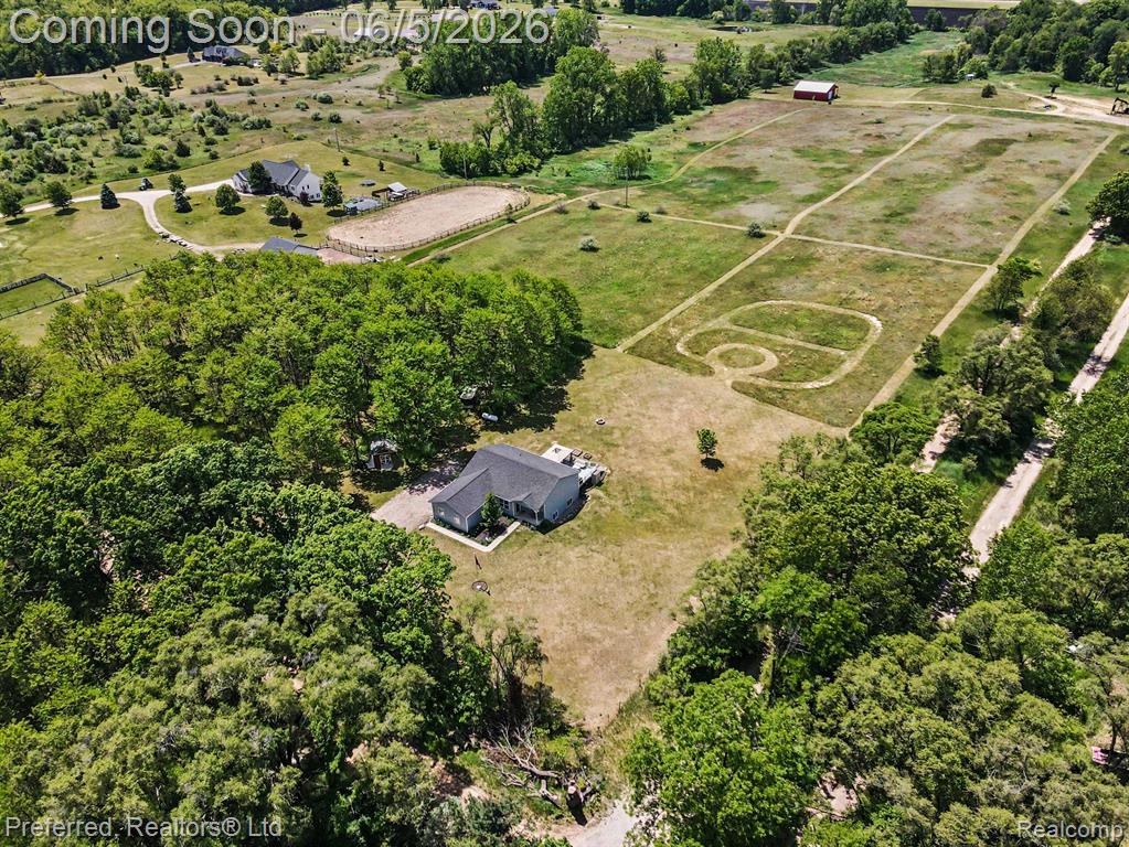 6366 Dutcher Road, Howell, MI 48843