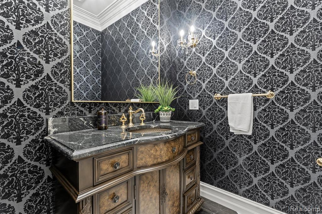 575 Chase Lane, Bloomfield Hills, MI 48304 — Photo 12