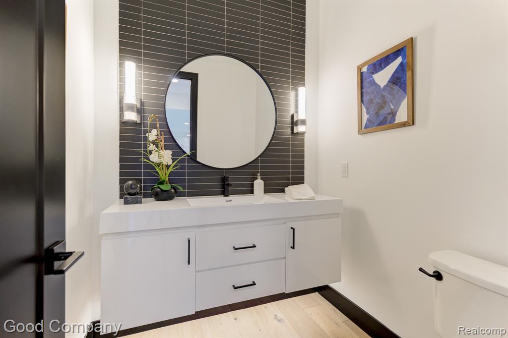 804 Irving Avenue, Royal Oak, MI 48067 — Photo 44