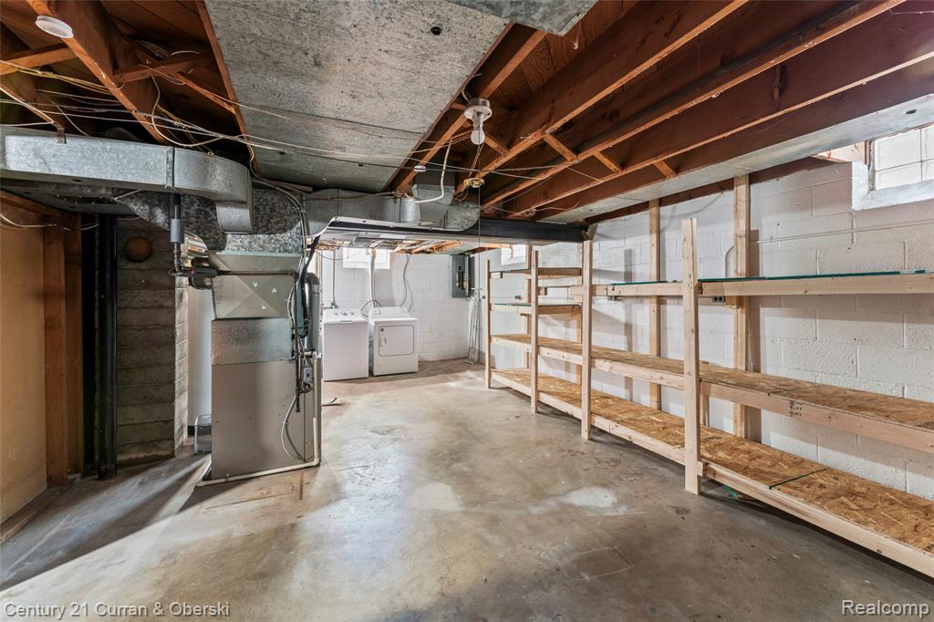 505 Hollywood Avenue, Grosse Pointe Woods, MI 48236 — Photo 30