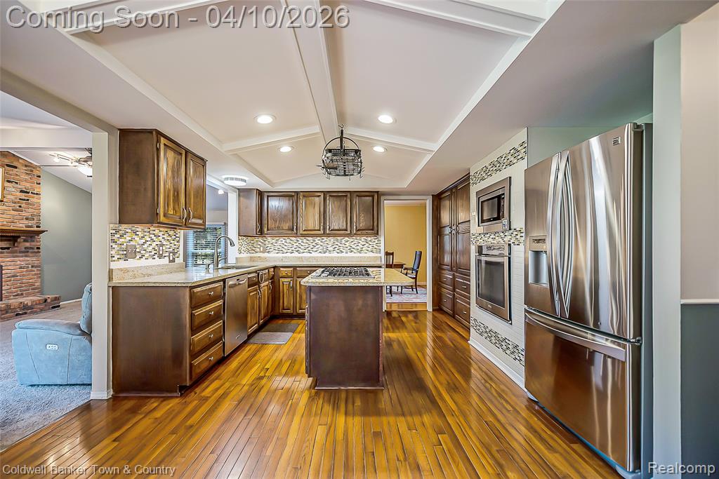 2708 Ore Valley Drive, Hartland, MI 48353 — Photo 16