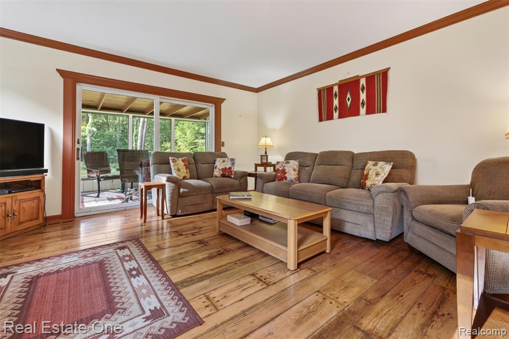 5466 Grange Hall Road, Holly, MI 48442 — Photo 44