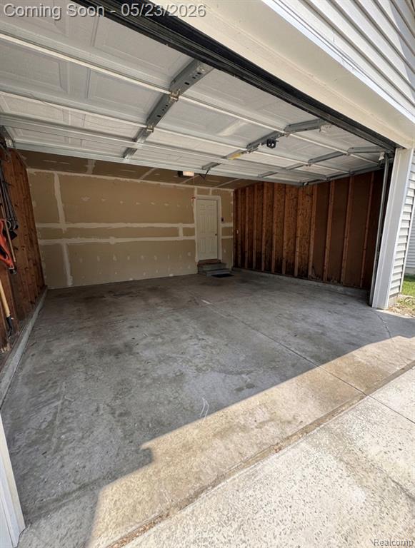 6145 Crystal Lake Drive, Romulus, MI 48174 — Photo 5