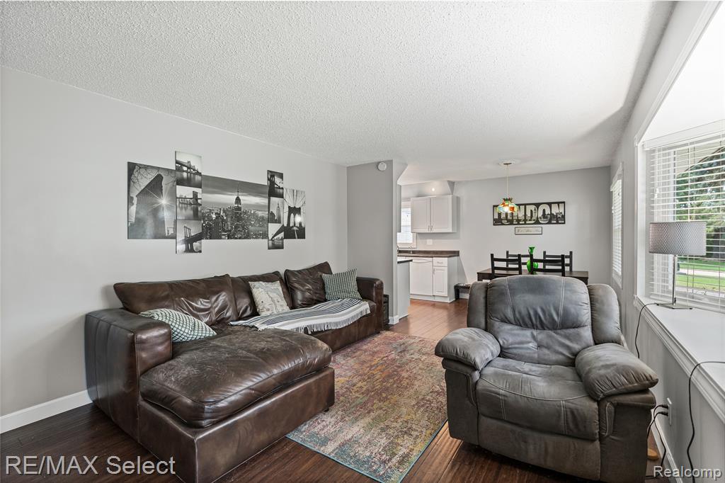 6030 Sun Valley Drive, Grand Blanc, MI 48439 — Photo 40