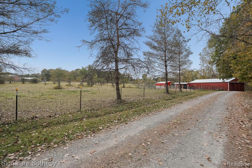 4540 Timber Lane, Dryden, MI 48428 — Photo 44