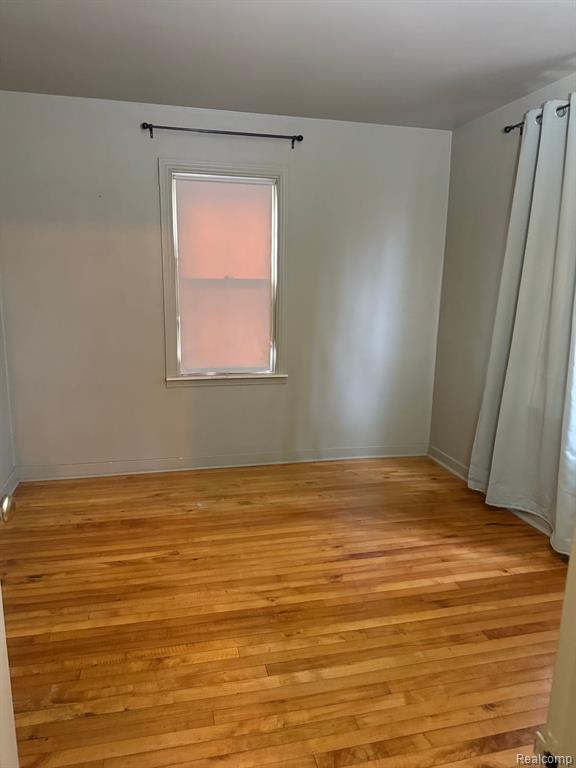 5022 YOUNGSTOWN PL, Saginaw, MI 48601 — Photo 10
