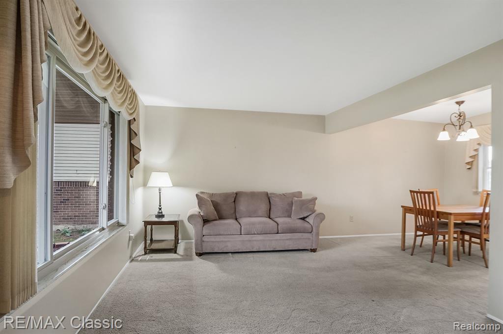 1227 E FRANCISCAN, Canton, MI 48187 — Photo 23