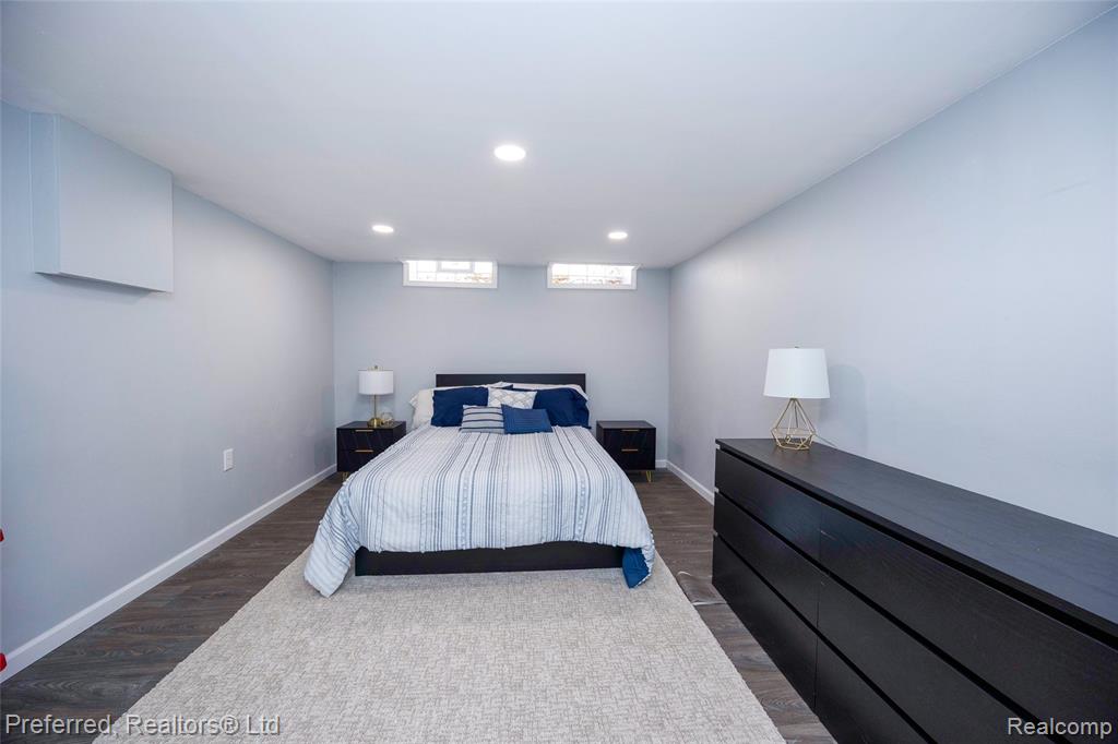 8516 N Hubbard Street, Westland, MI — Photo 19