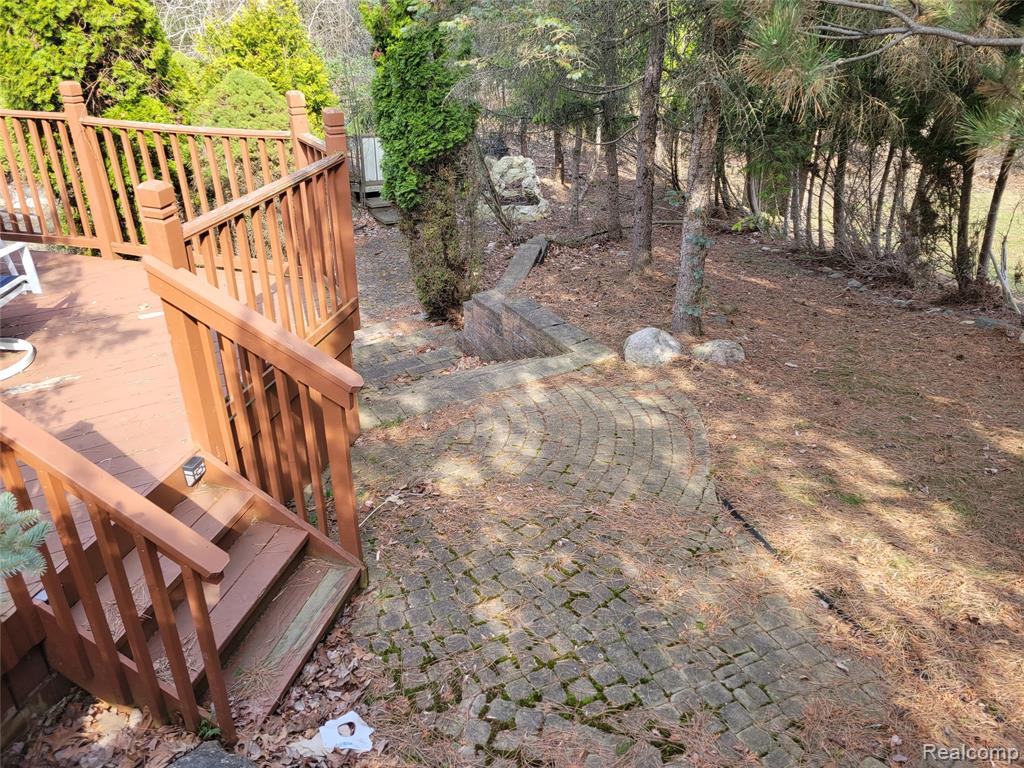 5549 Perrytown Drive, West Bloomfield, MI — Photo 8