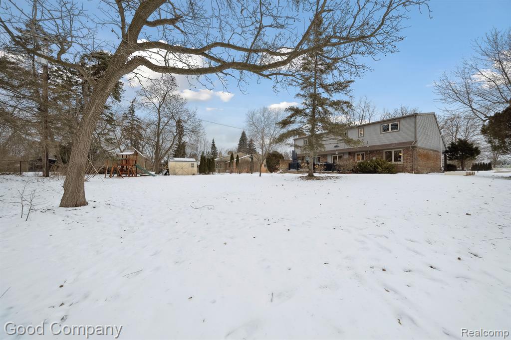 3370 INDIANDALE Drive, Orchard Lake Village, MI 48324 — Photo 48