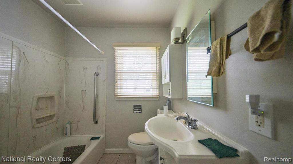 2561 Verna Street, Ypsilanti, MI 48197 — Photo 19