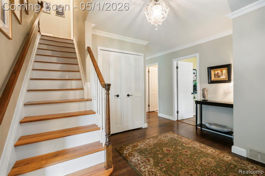 31737 Waltham Court, Beverly Hills, MI 48025 — Photo 4