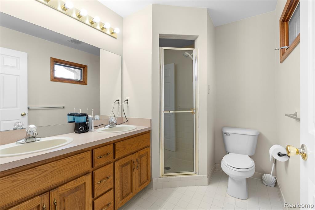 47668 Whippoorwill Drive, Macomb, MI 48044 — Photo 37