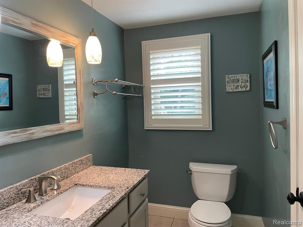 21150 E Chigwidden Street, Northville, MI 48167 — Photo 18